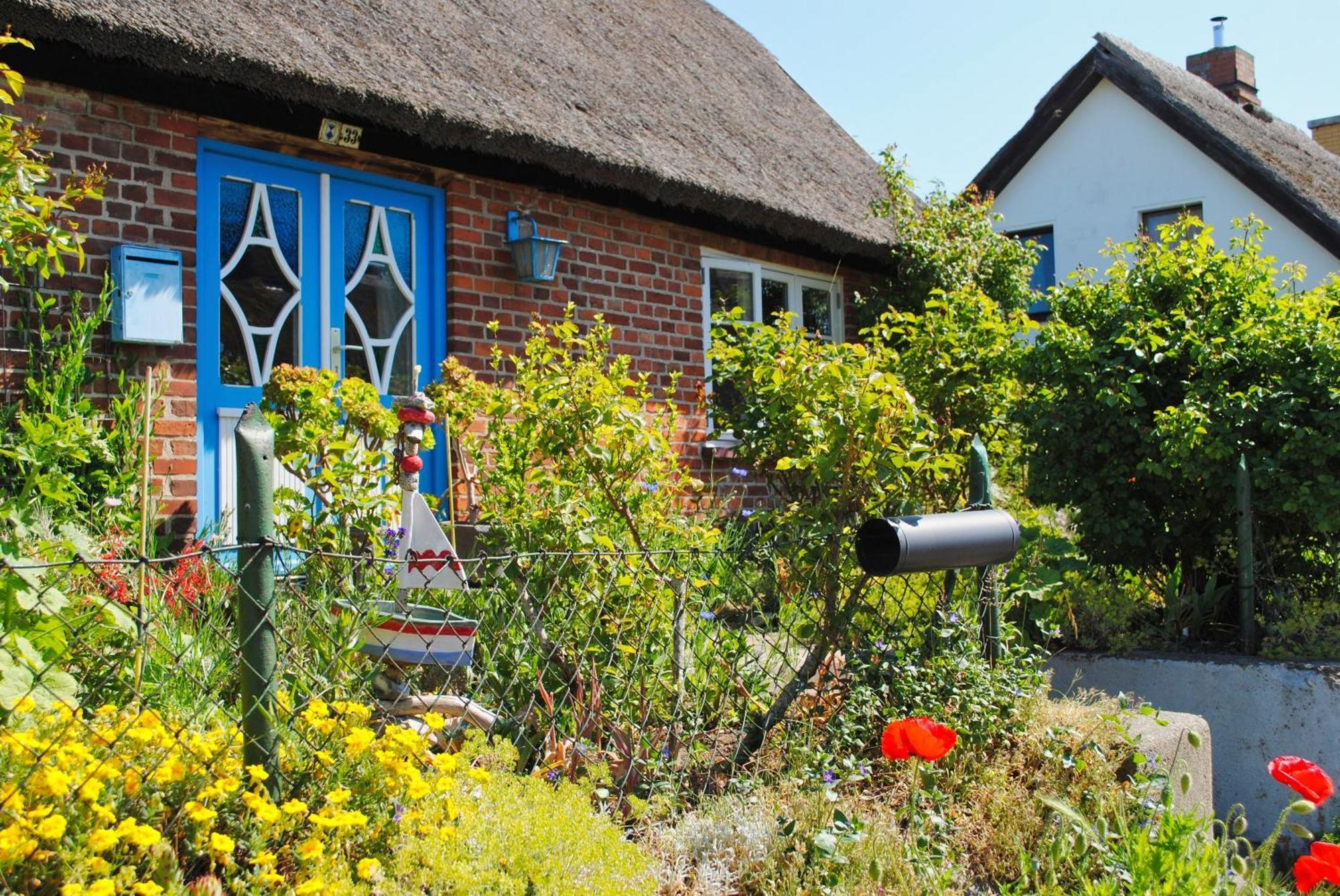Moderne Ferienwohnung Mit Gartennutzung - Haus Inselwind Fewo Meerbucht Groß Zicker Bagian luar foto